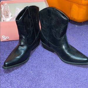 Never worn SO black short cowboy boots